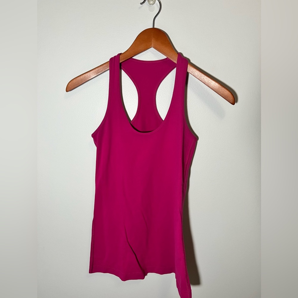 Lululemon Fuchsia Tank top